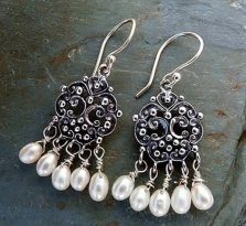 freshwater pearl earrings